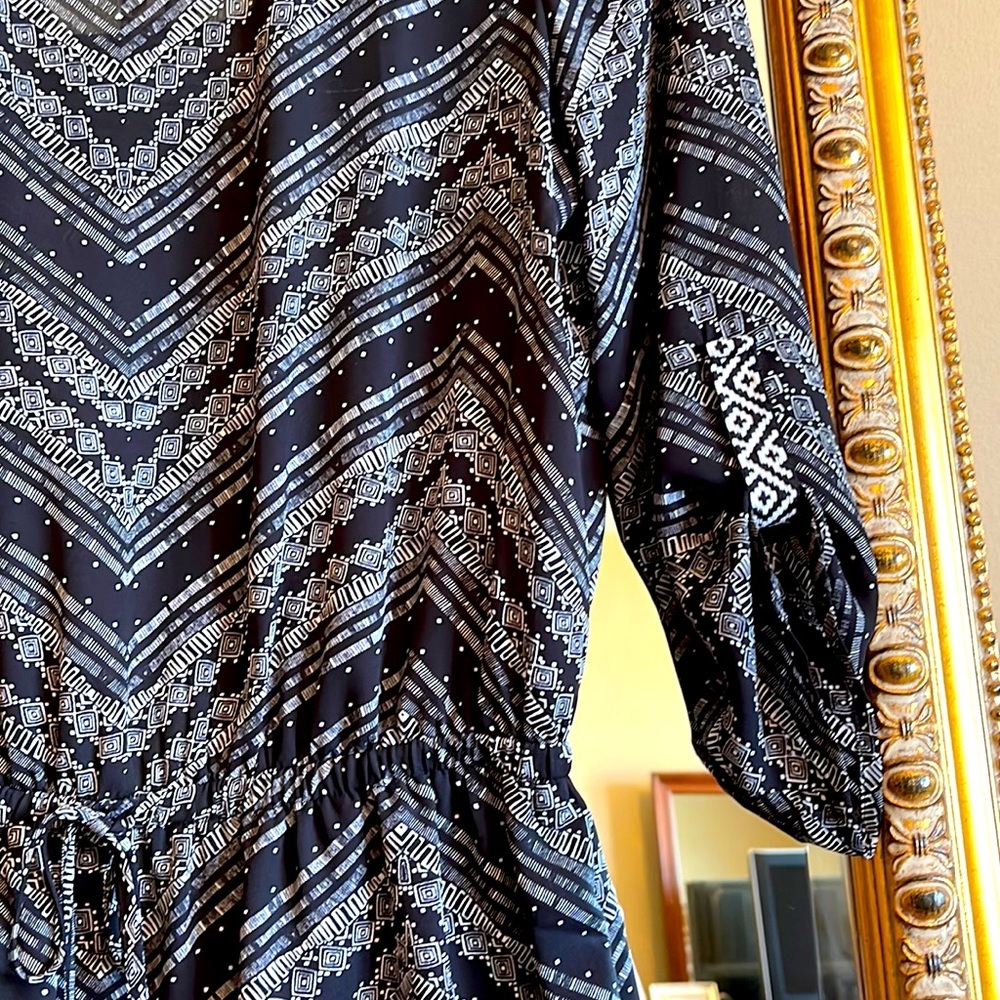 NWOT MAURICES LIGHT WEIGHT WRINKLE FREE FABRIC 3/4 SLEEVE SUMMER TOP SMALL - Picture 4 of 9